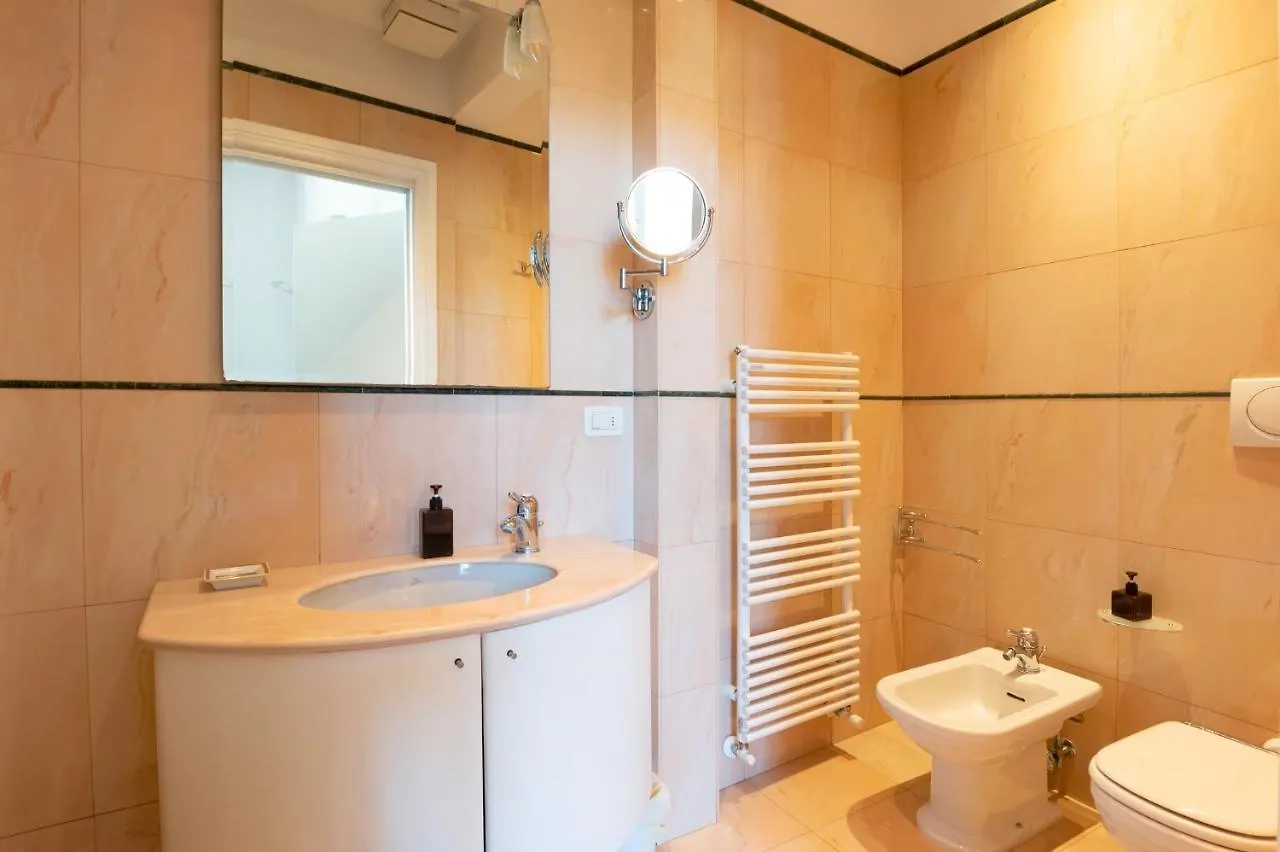City Center Luxury Apartment Bologna Italy