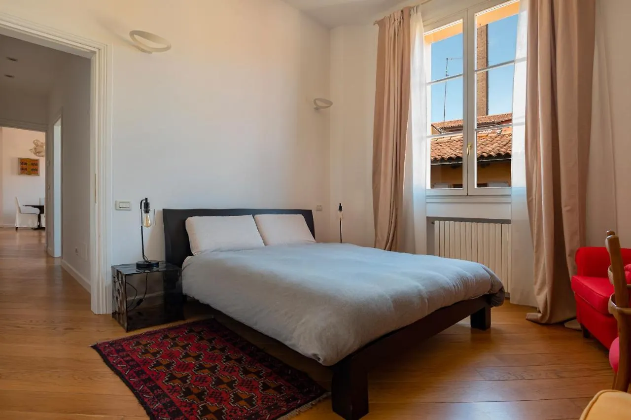 City Center Luxury Apartment Bologna