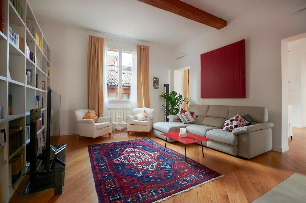 City Center Luxury Apartment Bologna Italy